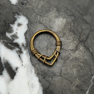 Anneau à cliquet de septum articulé en bronze double larme, bijoux piercing en fil métallique, boucle d'oreille cartilage