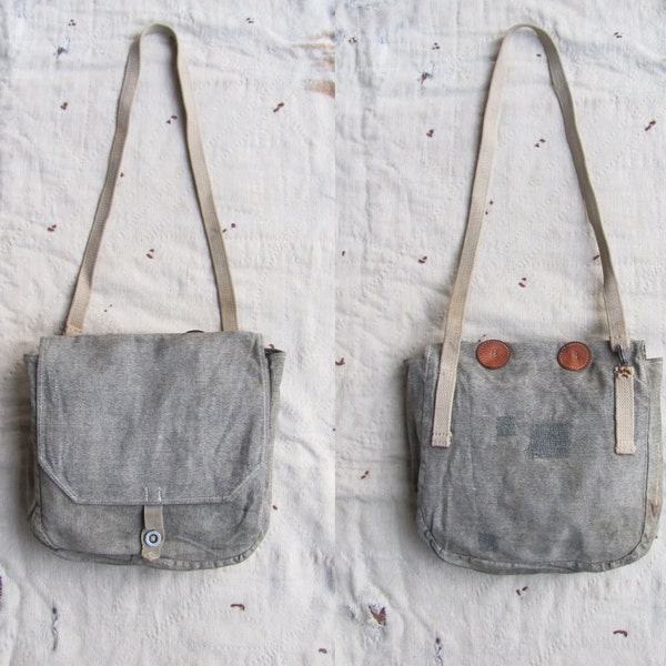 vintage 1940s WWII Era Swiss Army salt & pepper canvas satchel / field bag