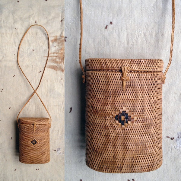 vintage c. 1930s Salish Indian woven basket purse // Native American, Pacific Northwest Coast