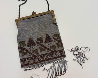 Antique 1920s Micro Beaded Flapper Purse Art Deco Fringe Kiss Lock Silver Gold