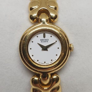 Vintage Seiko Ladies Quartz Watch, Ref. 4N00-0951 – Rare 1993 Gold-Tone Design with Unique Bracelet