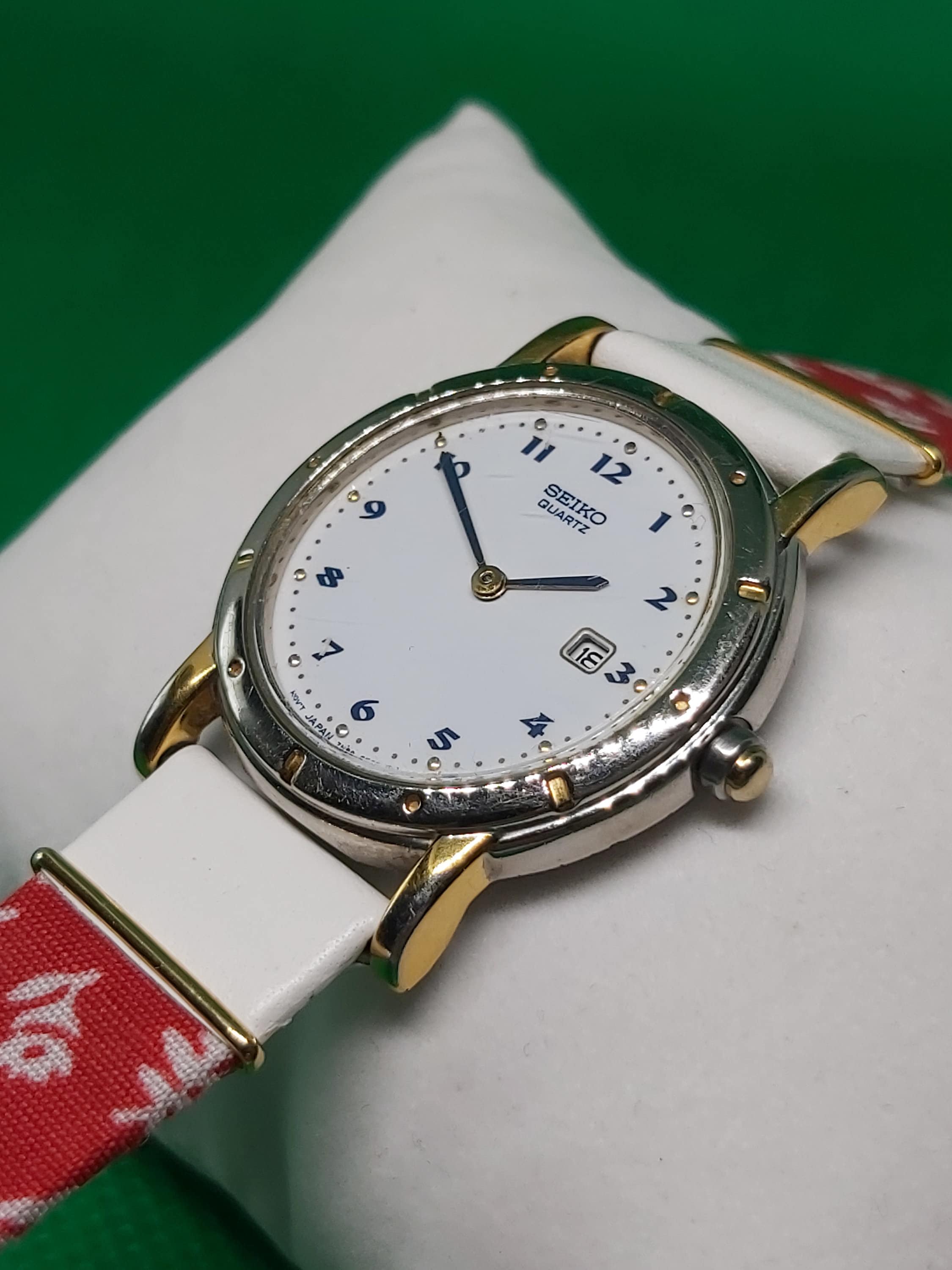 ヴィンテージ セイコー 女性用腕時計、1990 年代初期 - 状態良好