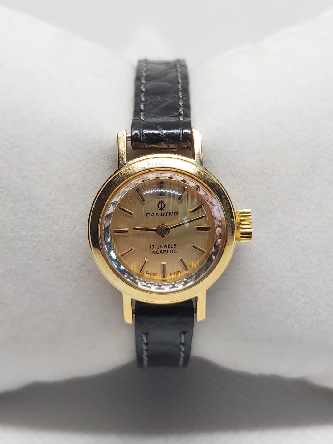 NOS Candino Ladies Watch: Swiss Made Manual Wind, Faceted Crystal