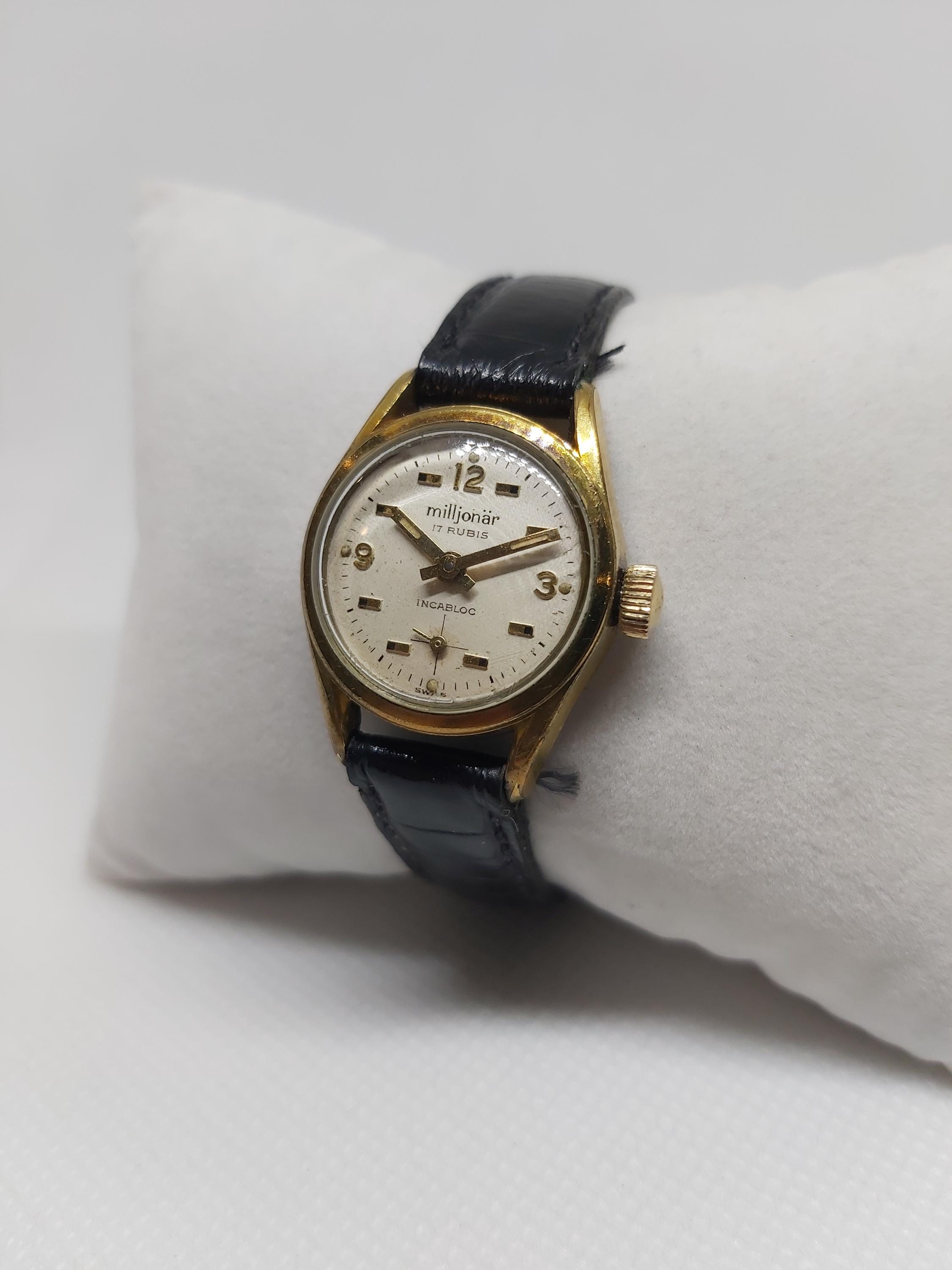 Milljonär Ladies Vintage Watch - 17 Rubies, Swiss-made, Sub