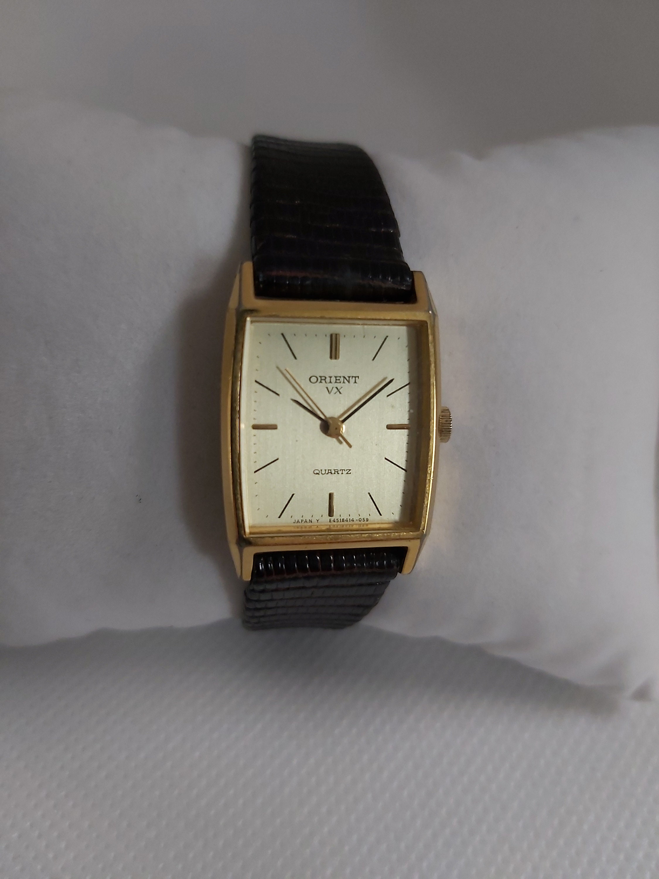 Vintage Orient VX Tank 1980s - Ladies Watch - Beige Dial - Brand