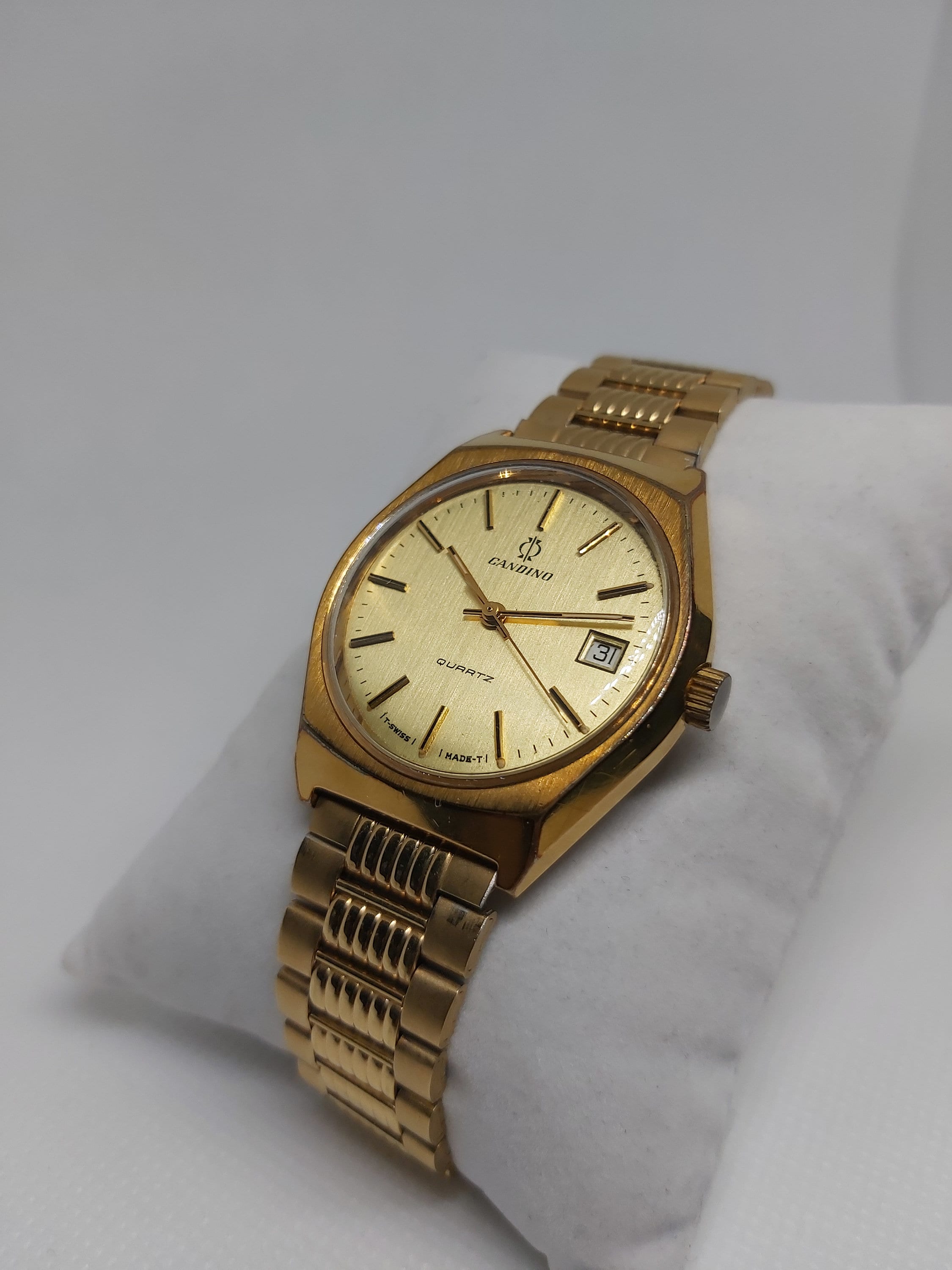 Buy Vintage Candino Gold Watch: Swiss Quartz, Champagne Dial