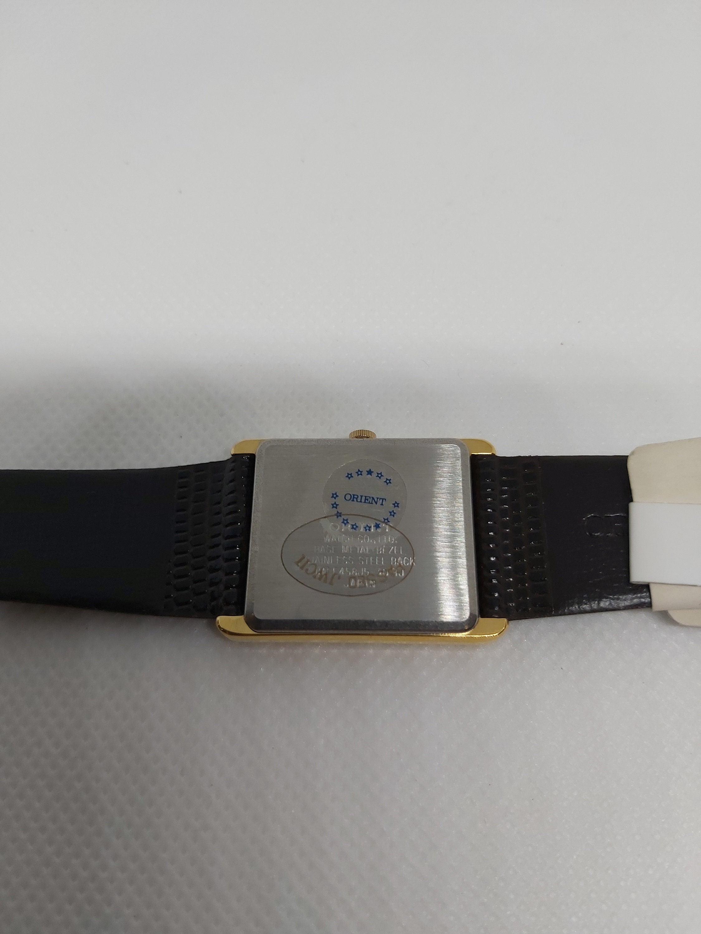 Vintage Orient VX Tank - 1980s - Never Worn - Gold Dial - Leather