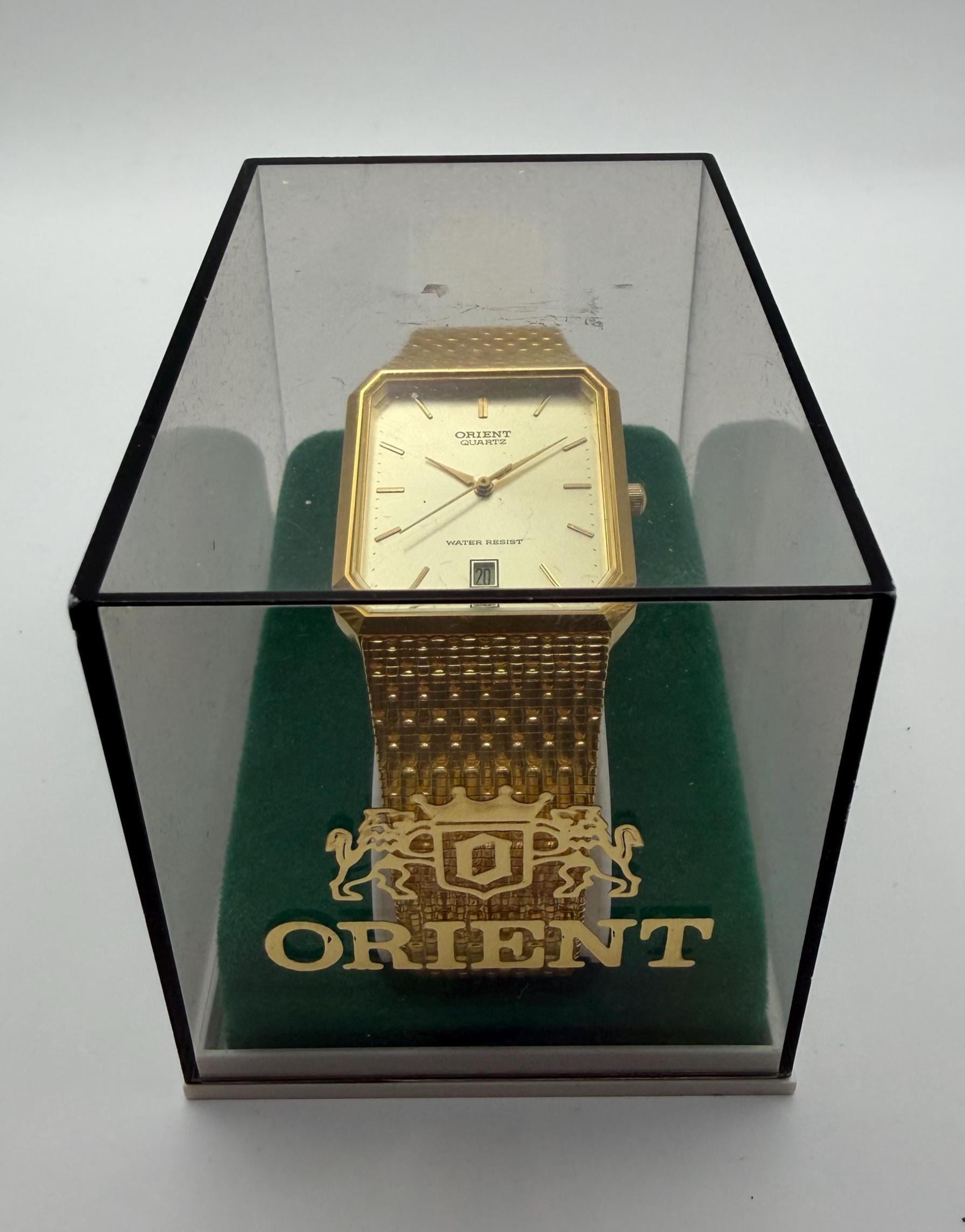 Orient Quartz Octagon | Gold-tone | Textured Bracelet | Date