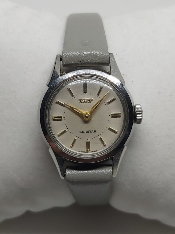 TISSOT SEASTAR ホワイトダイヤル レザーストラップ TISSOT SEASTAR ホワイトダイヤル レザーストラップ