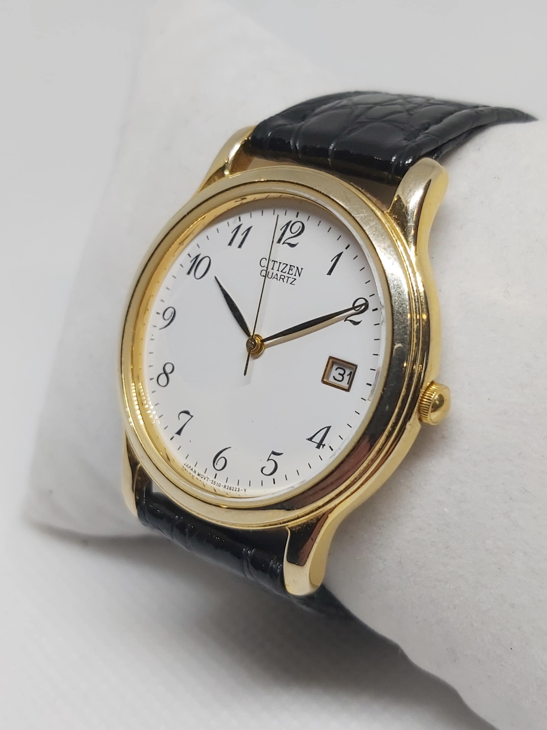 Vintage Citizen Quartz Dress Watch – Gold-tone, White Dial