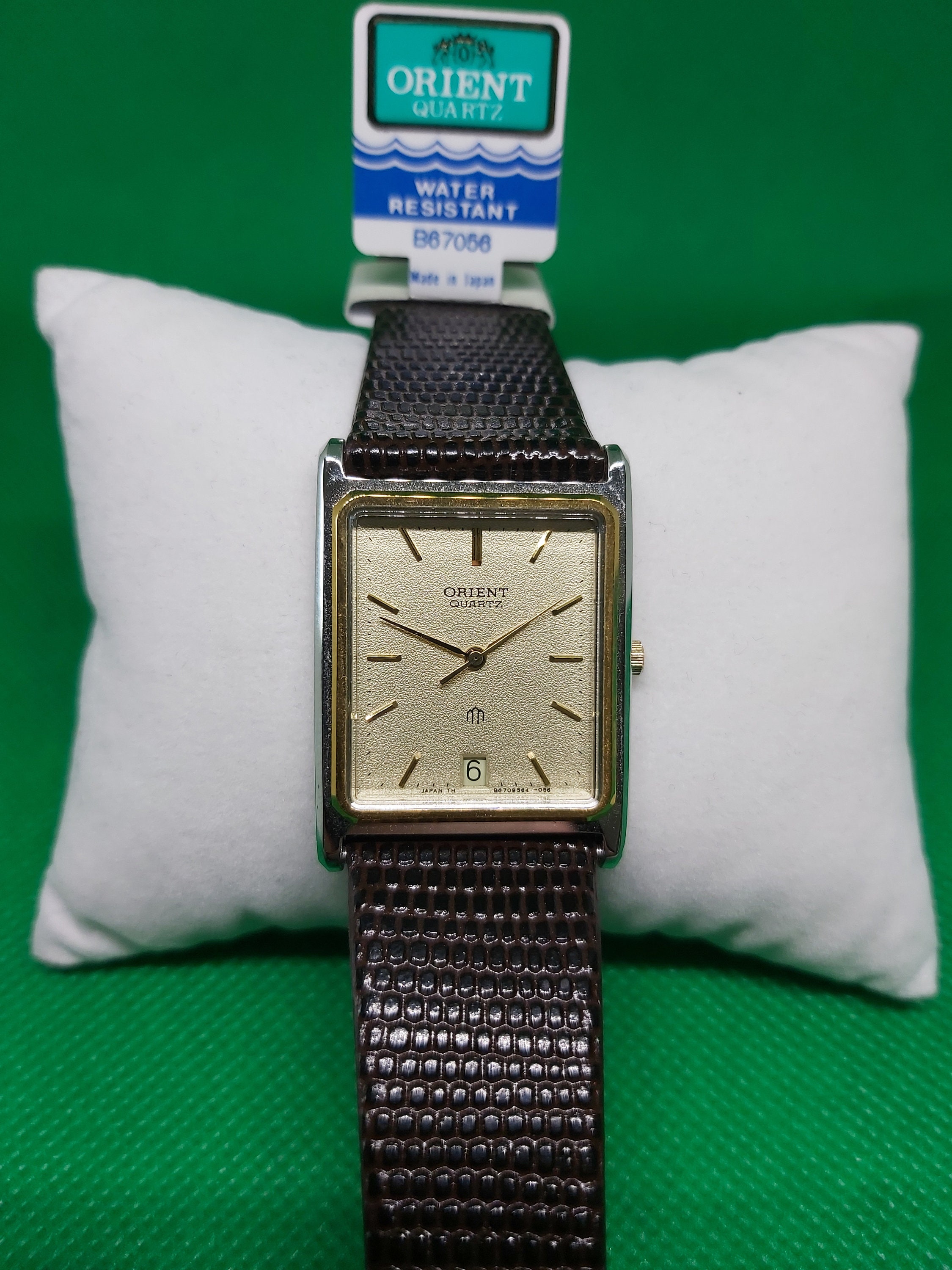 激安商品 - Worn Never - Tank Orient Vintage 1980s Dial Gold White - 時計