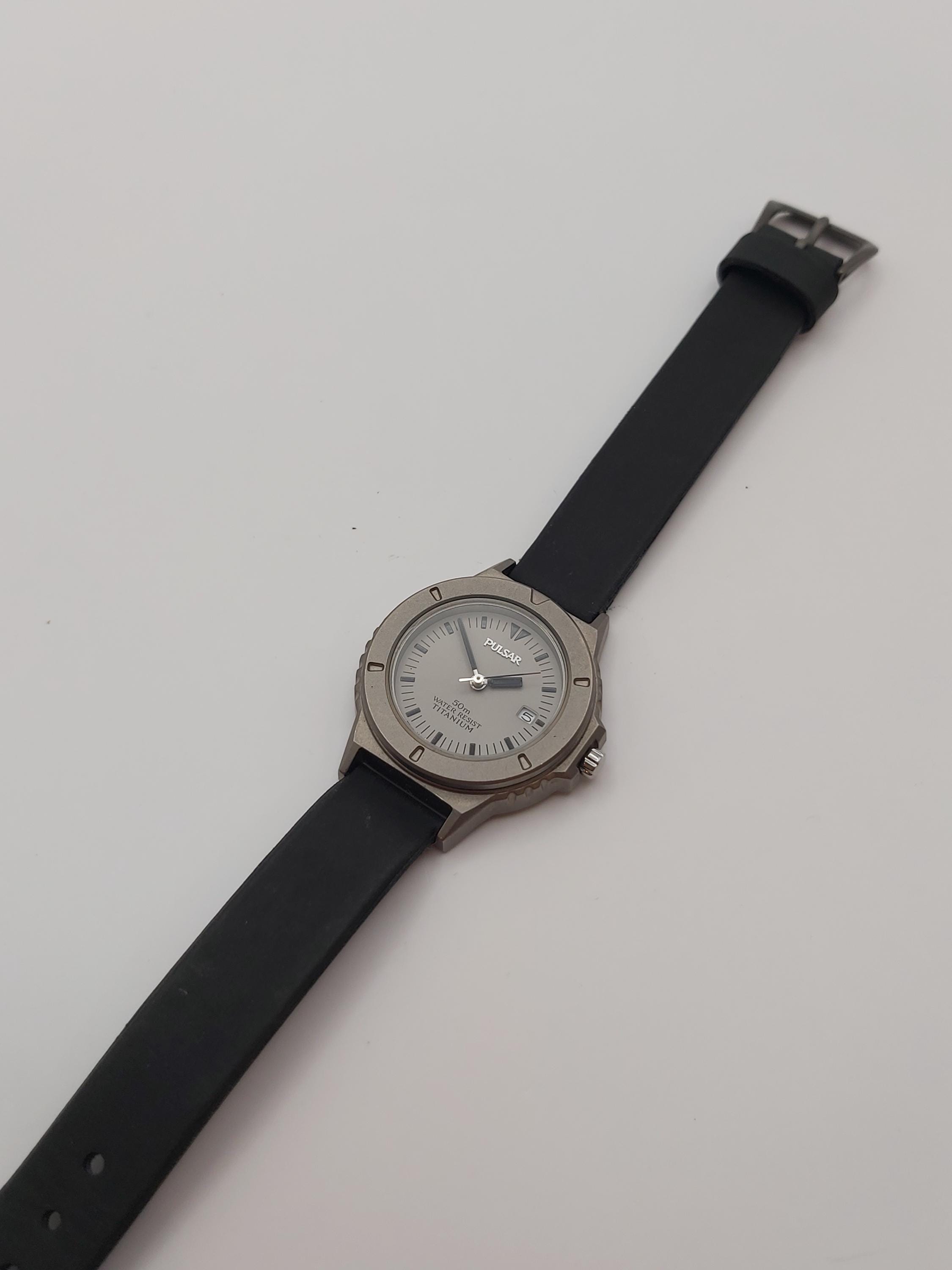 Pulsar Ladies Titanium Watch: Grey Dial, Date, Original  display picture 3