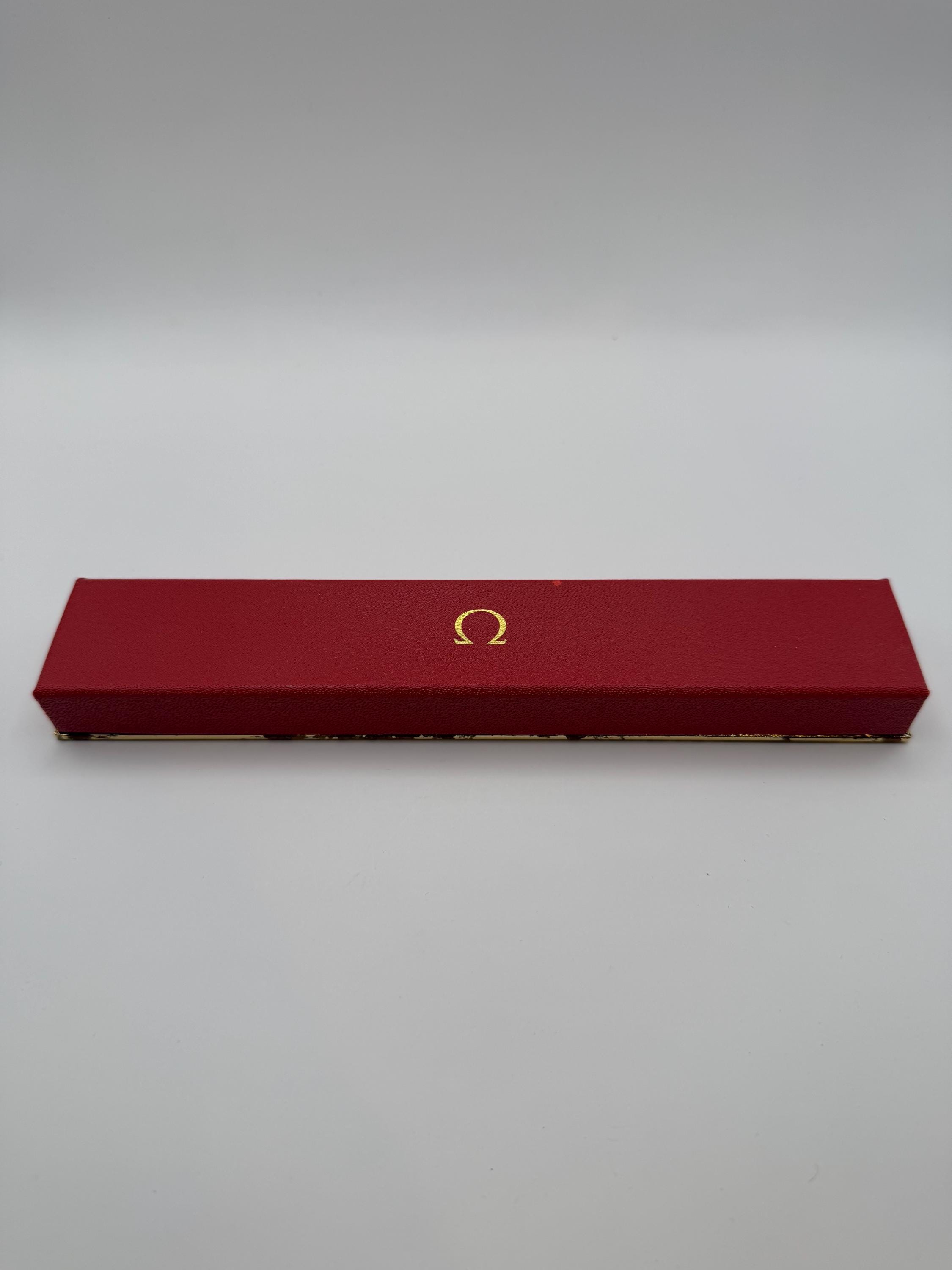 Boîte à Montre OMEGA Vintage Rouge Originale Pour Femme - Boîtier Vide #1 (Occasion)