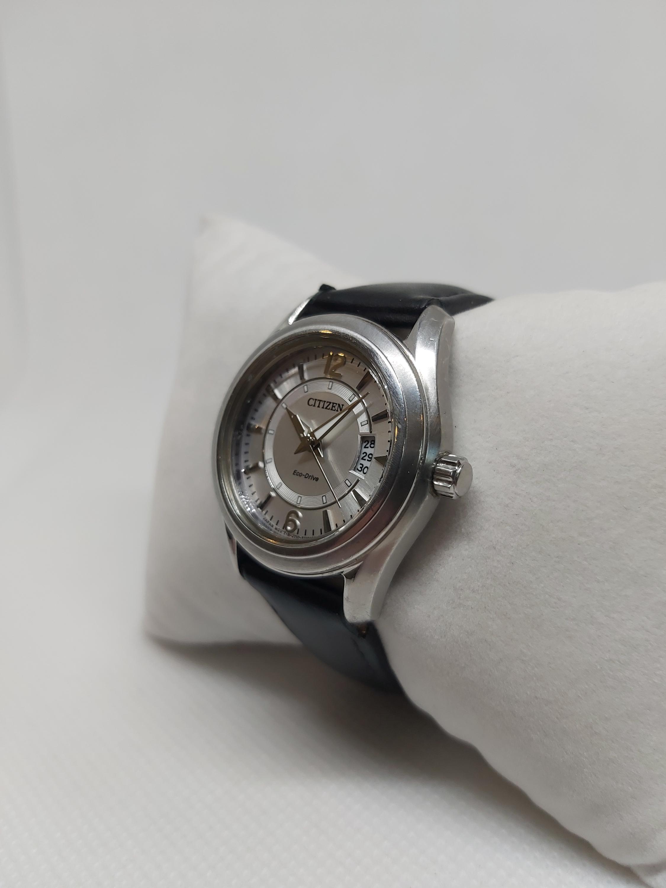 Citizen Eco-drive Ladies Watch: Silver Dial, Solar Quartz 