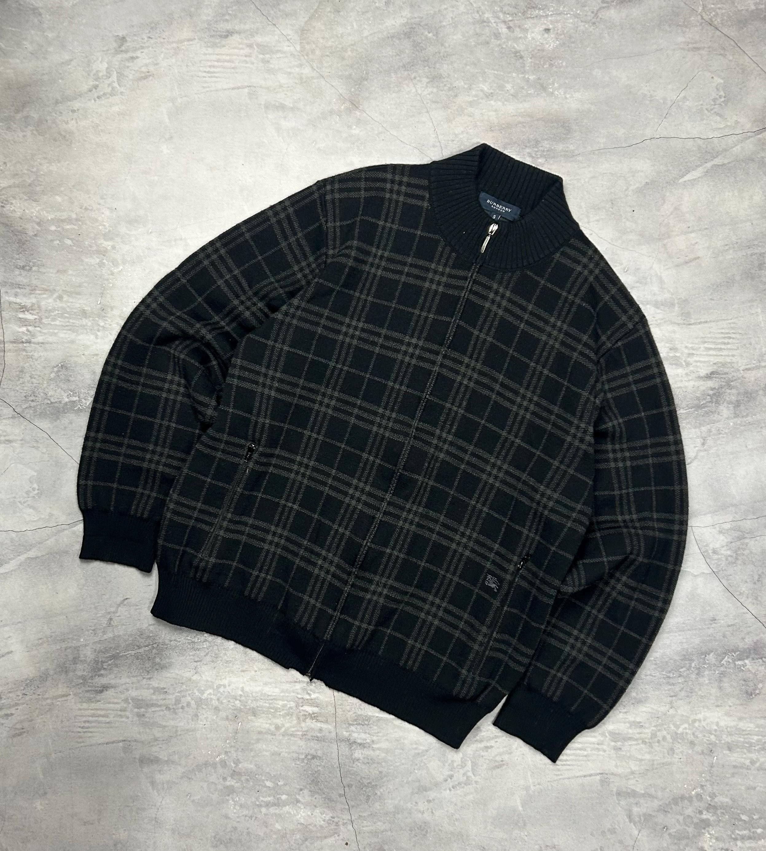 【BURBERRY BLACK LABEL】 Burberry × Japanese Brand Vintage BURBERRY black label t