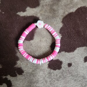 Fleur rose - *enfant Bracelet en perles d'argile