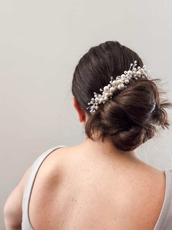 Handmade Swarovski Pearl Bridal Comb: Gold or Silver Hair  display picture 3