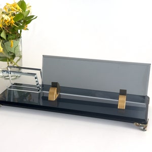 Plaque signalétique de bureau avec porte-cartes de visite Verre | Plaque de bureau mince plaquée or | Enseigne de bureau personnalisée | Plaque signalétique pour lui, elle