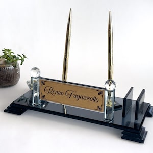 Placa de identificação de mesa personalizada Design de luxo | Conjunto de mesa de cristal personalizado com porta-cartões de visita e relógio, placa de identificação de vidro de cristal preto