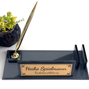 Targa da scrivania in vetro nero di lusso personalizzata e penna / Cartello da scrivania in cristallo personalizzato con porta biglietti da visita / Regalo per studio medico