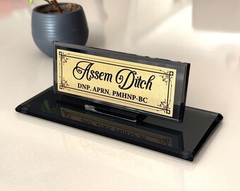 Placa personalizada de cristal negro para escritorio de enfermería / Regalo para enfermera practicante (DNP, APRN, PMHNP)