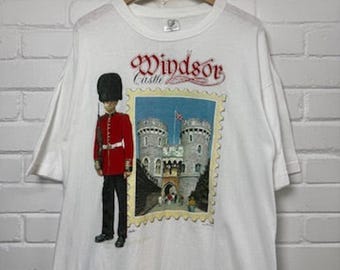 Vintage 90s Windsor Castle The Queens Guards Stamp Graphic T Shirt Size XXL