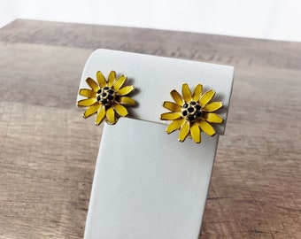 Vintage Daisy Yellow and Black Earrings- Clip on