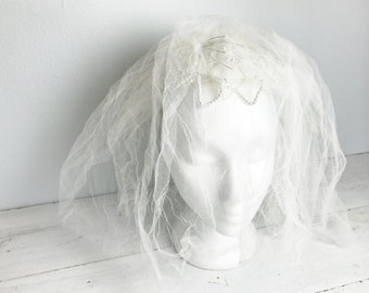 Vintage Short Bridal Veil with Beaded Head Piece and Blusher- Off White