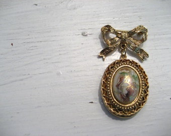 Vintage Cabochon Locket and Bow Brooch