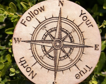 Arquivos de token de bússola 4 designs Arquivos vetoriais para corte a laser de madeira Glowforge testado dxf. svg. pdf. eps. zip. Programa Lightburn incluído