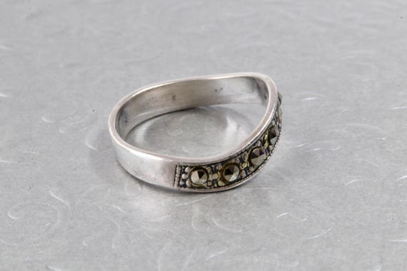 Sterling silver ring marcasite, Thin wavy ring so… - image 7