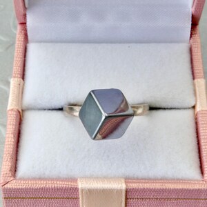 Vintage sterlingsilver hematitring formad svart kub, storlek 7