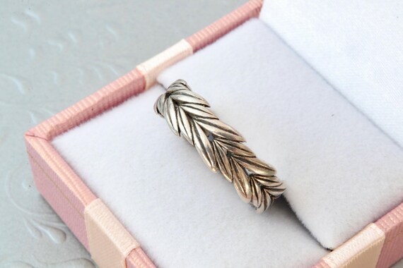 Sterling silver solid stripe ring, Silver leaves … - image 3