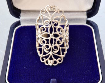 Anillo envolvente ancho de plata de ley con filigrana floral