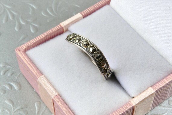 Sterling silver ring marcasite, Thin wavy ring so… - image 2