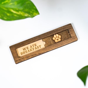 Imán deslizante de madera para recordar la alimentación de mascotas / Accesorio de cocina moderno