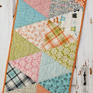 Summer Table Runner- Download Pattern