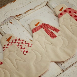 Snowman Table Runner Download Pattern image 3