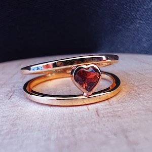 14k Solid Yellow Gold with Heart Garnet