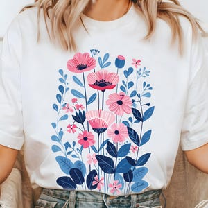Blue Botanical Flower Shirt Nature Lover Gift Floral Tee Plant Lover Wild Flower T-Shirt Flower Lover Tee Gardening Shirt Best Gift for Mom