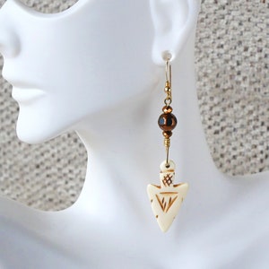 Arrow Head Tribal Earrings - Very Cute - Carved Bone - Light Weight