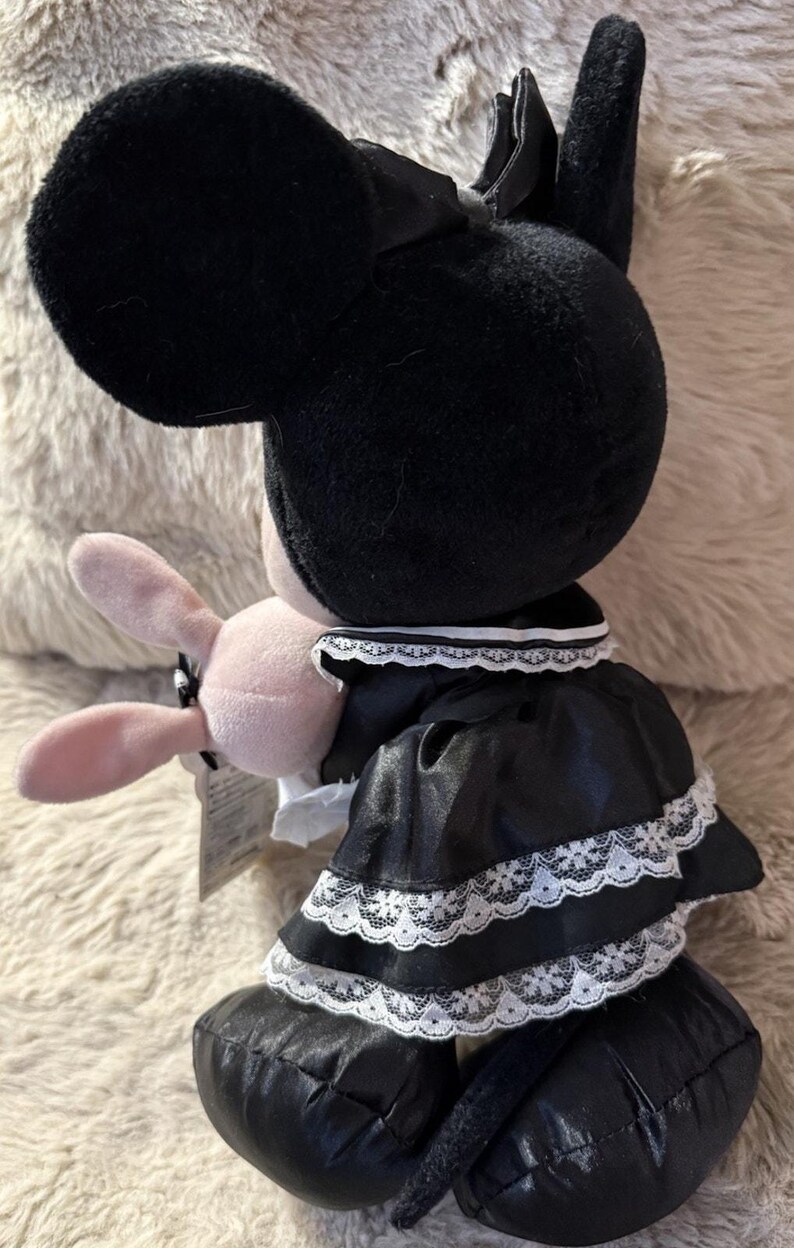 Disney Minnie Maus Plüsch SEGA 2008 Fun Fan Amuse Gothic Hase Puppe Schwarz Dress Bild 4