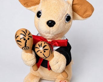 Chuey Bamba, peluche animado de chihuahua cantante de 30 cm que agita las maracas y se mueve.