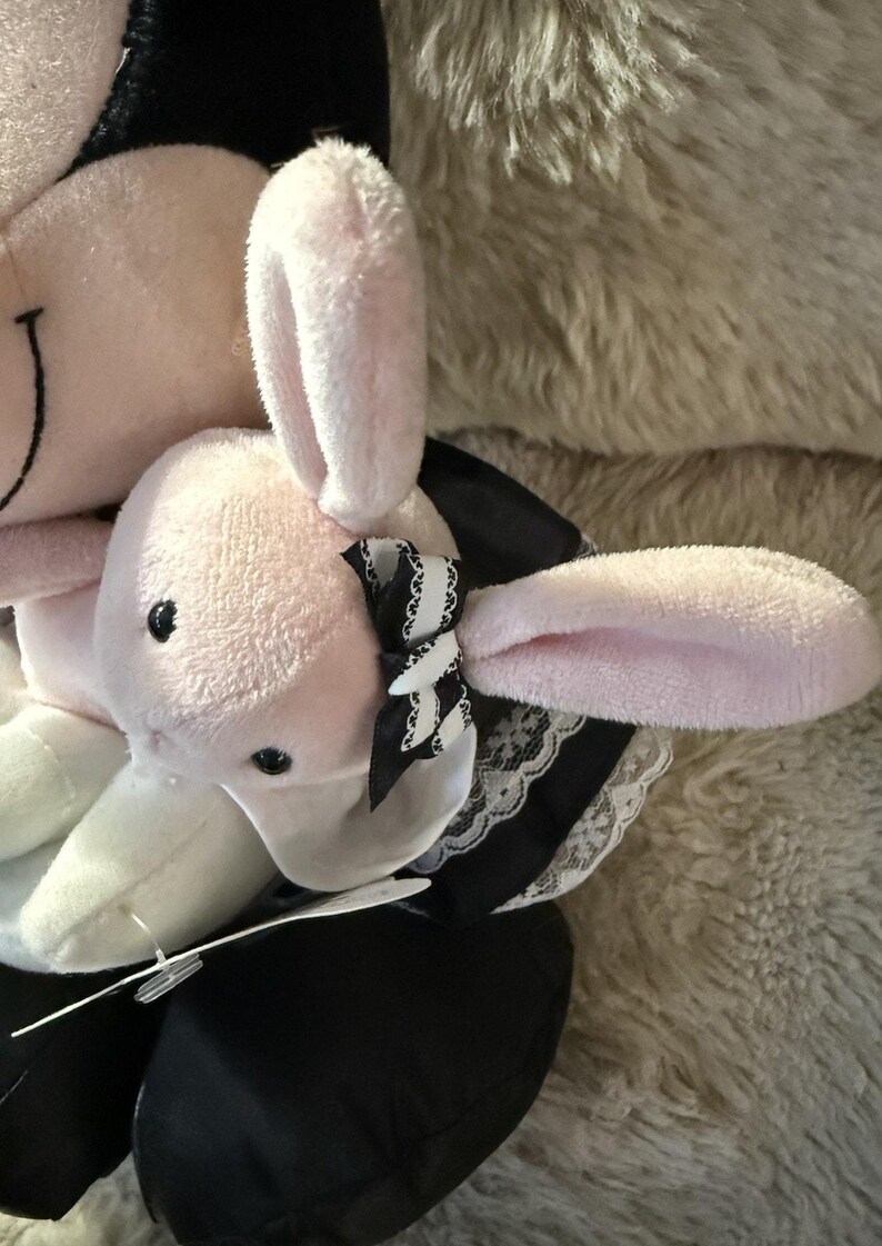 Disney Minnie Maus Plüsch SEGA 2008 Fun Fan Amuse Gothic Hase Puppe Schwarz Dress Bild 5