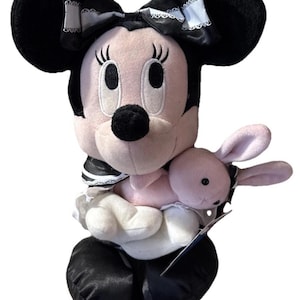 Disney Minnie Maus Plüsch SEGA 2008 Fun Fan Amuse Gothic Hase Puppe Schwarz Dress Bild 1