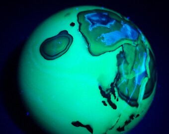 Volcano Agate Sphere | UV Reactive Blue Gray Banded Crystal Sphere (90VA)