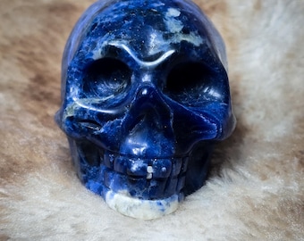 Sodalite Skull (24A)