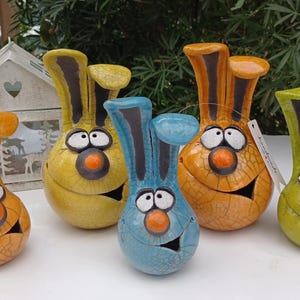 Tuinkeramiek, keramisch konijn, grappig konijn, keramiek, Raku-keramiek, uniek stuk, handgemaakt