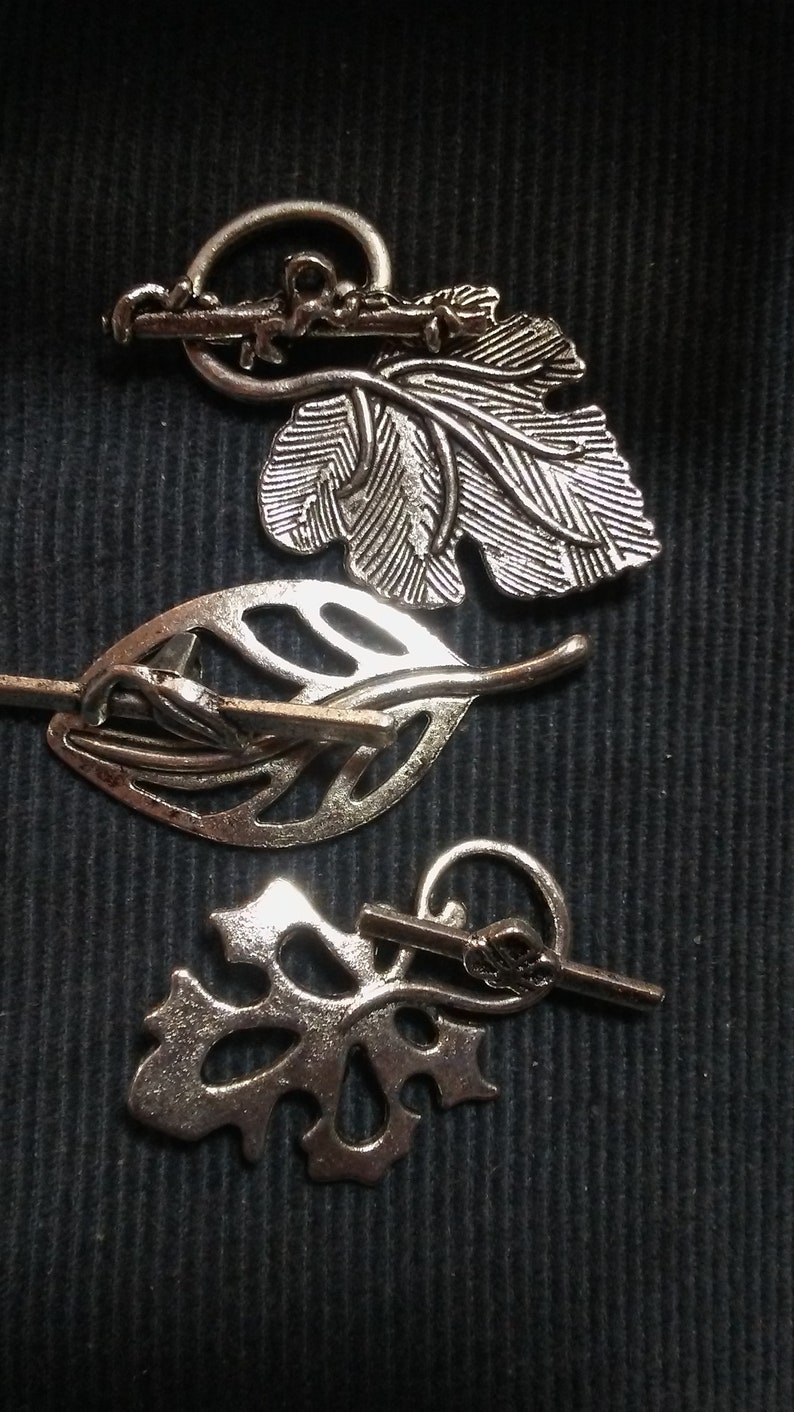 Skeleton leaf toggle clasps, silver 5 Weirwoods Oak Maple TeamESST, OlympiaEtsy, paganteam, etsyBuddhists, Witches of Etsy, WWWG image 3