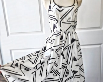 1980s Black and White Memphis Design Print Cotton Dress